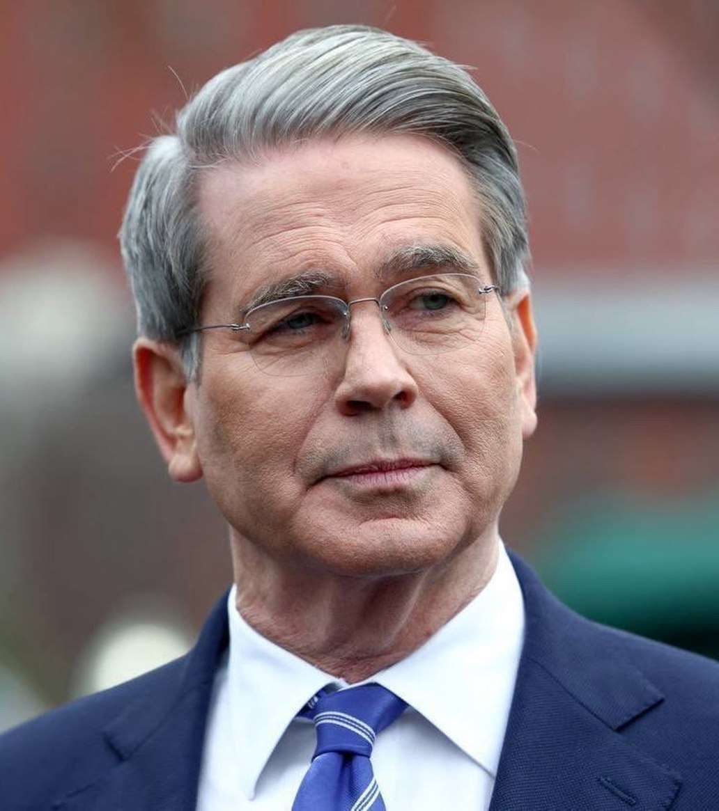 News image from Watcher Guru: JUST IN: 🇺🇸 Treasury Secretary Bessent says Senate Democrats are blocking the Crypto Clarity Act.