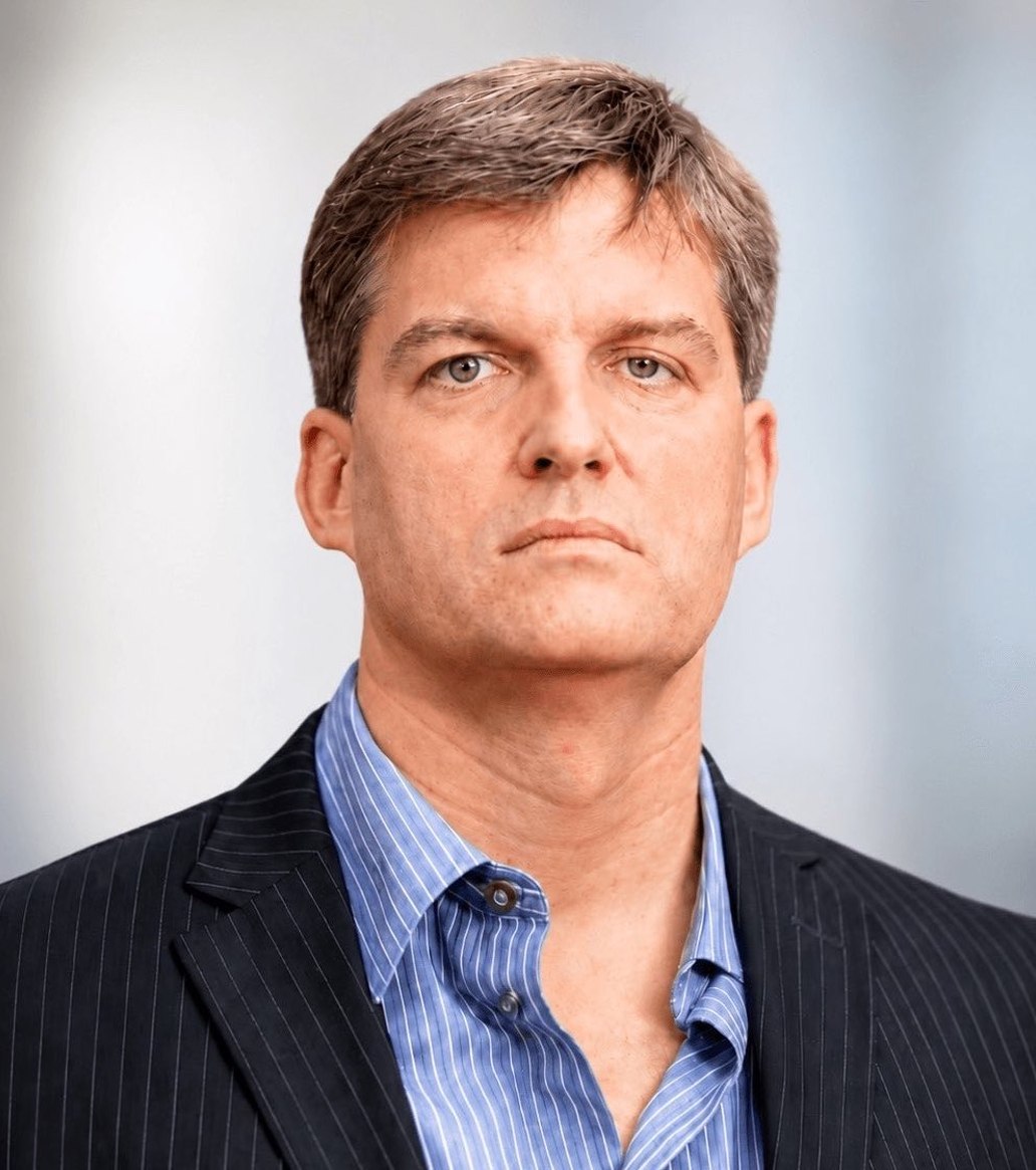 News image from Watcher Guru: JUST IN: Michael Burry says the stock market is "near a major top, and possible a 1987-type fall."
