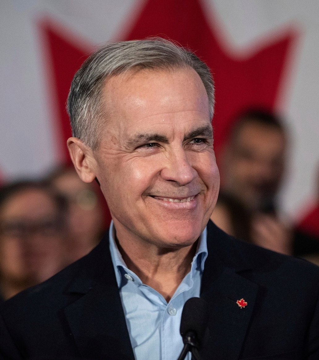 News image from Watcher Guru: JUST IN: 🇨🇦 Canada loses 41,700 jobs in August as trade war with the US continues.