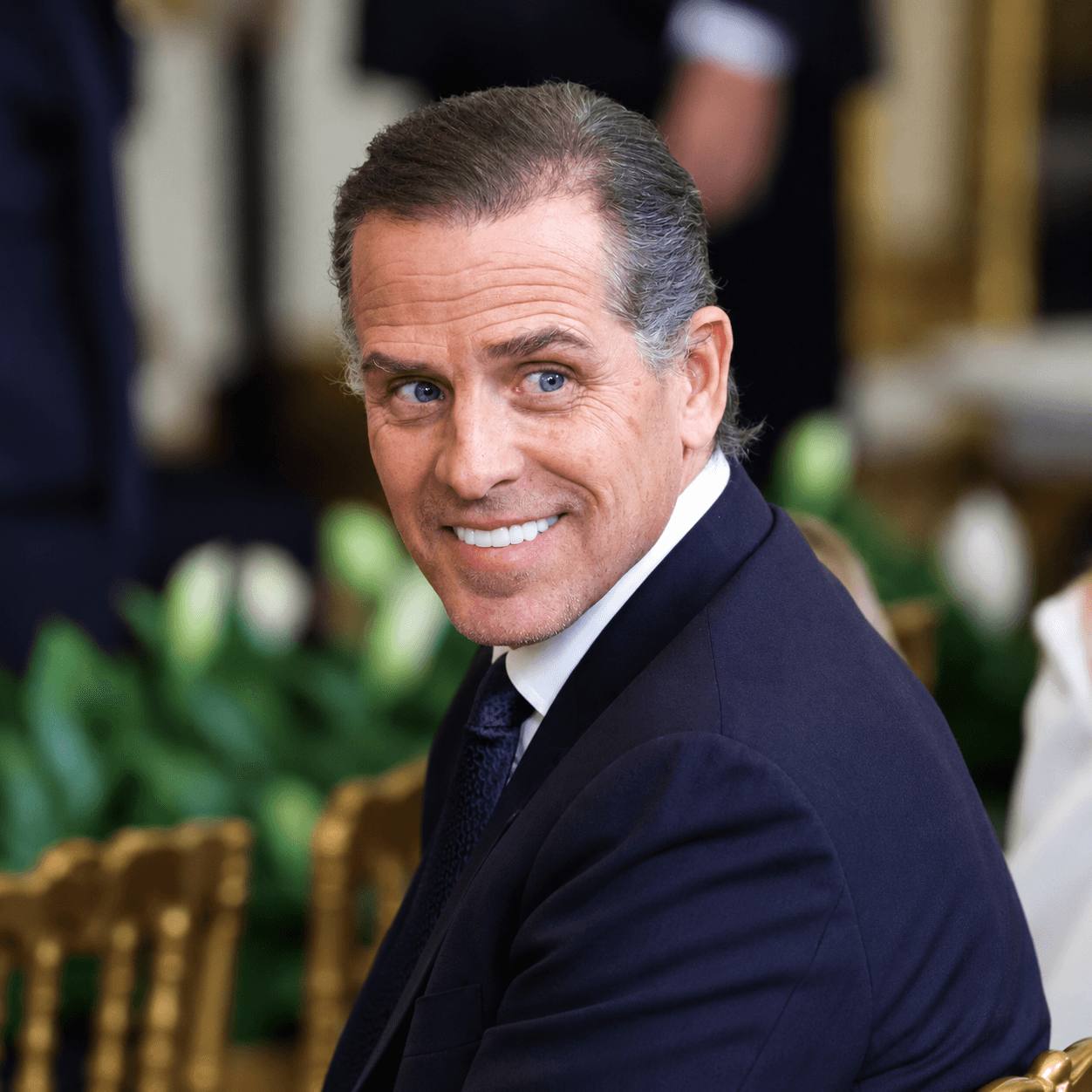 News image from Watcher Guru: If you invested $1,000 in Hunter Biden's crypto memecoin $LAPTOP today, you would now have $10