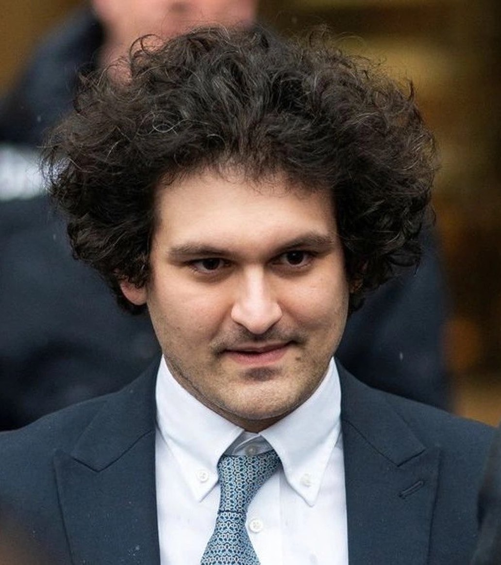 News image from Watcher Guru: JUST IN: 🇺🇸 Sam Bankman‑Fried asks Supreme Court to overturn his fraud conviction.