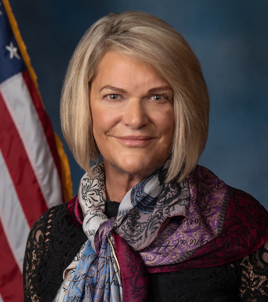 News image from Watcher Guru: JUST IN: 🇺🇸 Senator Lummis says Democrats are holding the Crypto Clarity Act "hostage."