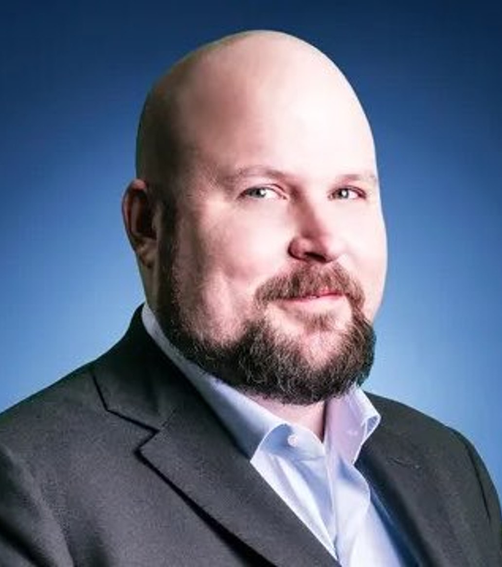 News image from Watcher Guru: JUST IN: 🇺🇸 Billionaire Minecraft creator Markus "Notch" Persson flees California, listing his…