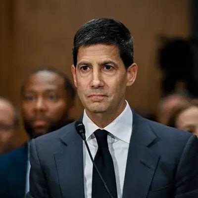Trump to swear in Kevin Warsh as Fed Chair at White House Friday, succeeding Je…