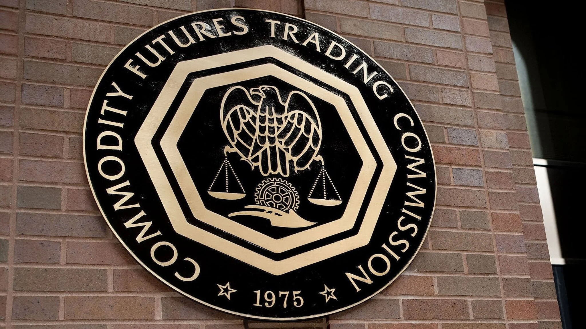 CME GROUP TO SUE THE CFTC OVER ITS APPROVAL OF PERPETUAL FUTURES, CEO TERRENCE…