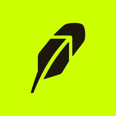 News image from Solid Intel 🛰: $AMC CEO Adam Aron brings in securities lawyers over Robinhood’s tokenized AMC shares as an…